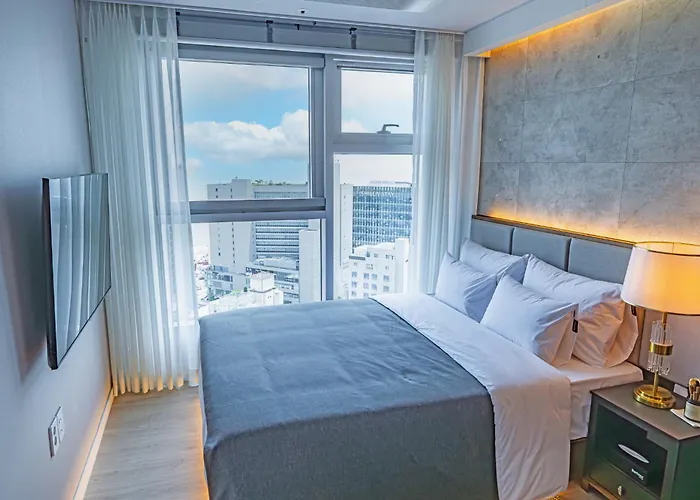 Raviens Haeundae Avenue 4*