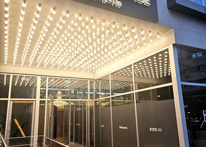 Raviens Haeundae Avenue 公寓式飯店