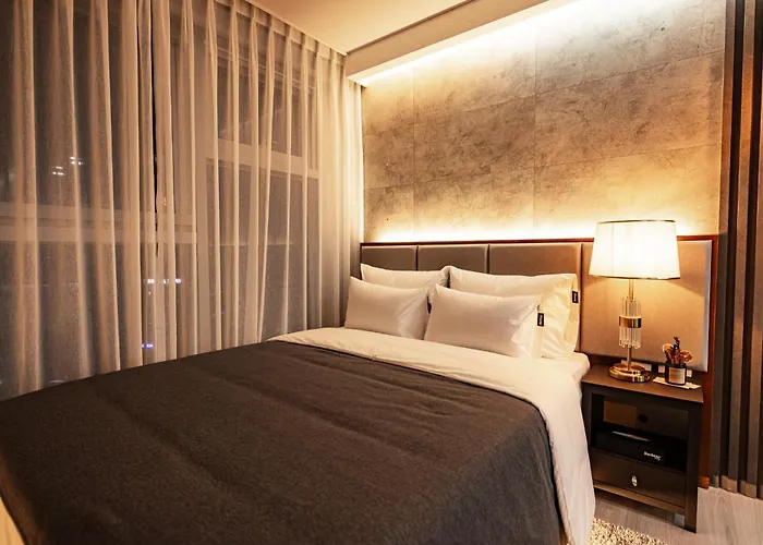 Raviens Haeundae Avenue 4* 釜山